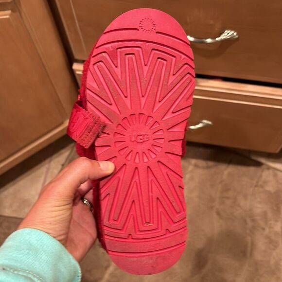 Ugg fuzzy woman's red slippers. They have some dirt and grass on them - Picture 8 of 9